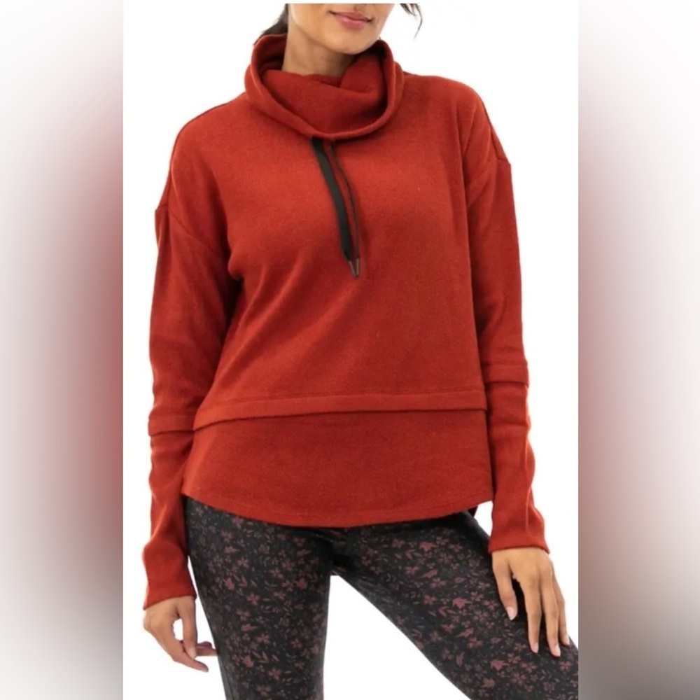 Nanette Lepore Rust Colored Cowl Neck Fleece Pullover - Outdoor Layer. Size: S